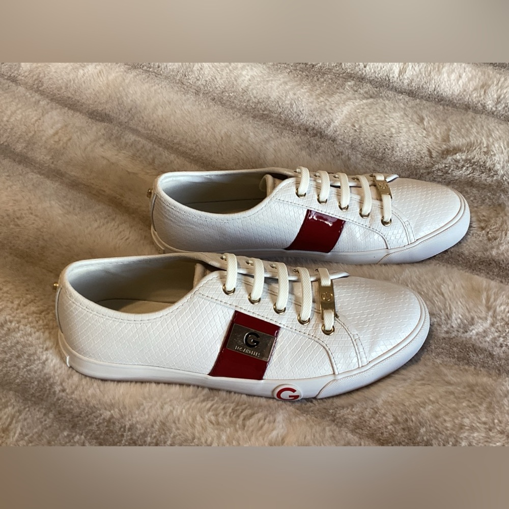 GBG  Los Angeles Women's Shoes (Size: 8.5)
